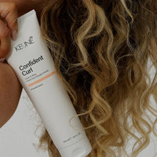Load image into Gallery viewer, CARE CONFIDENT CURL LEAVE-IN WAVY 300ml
